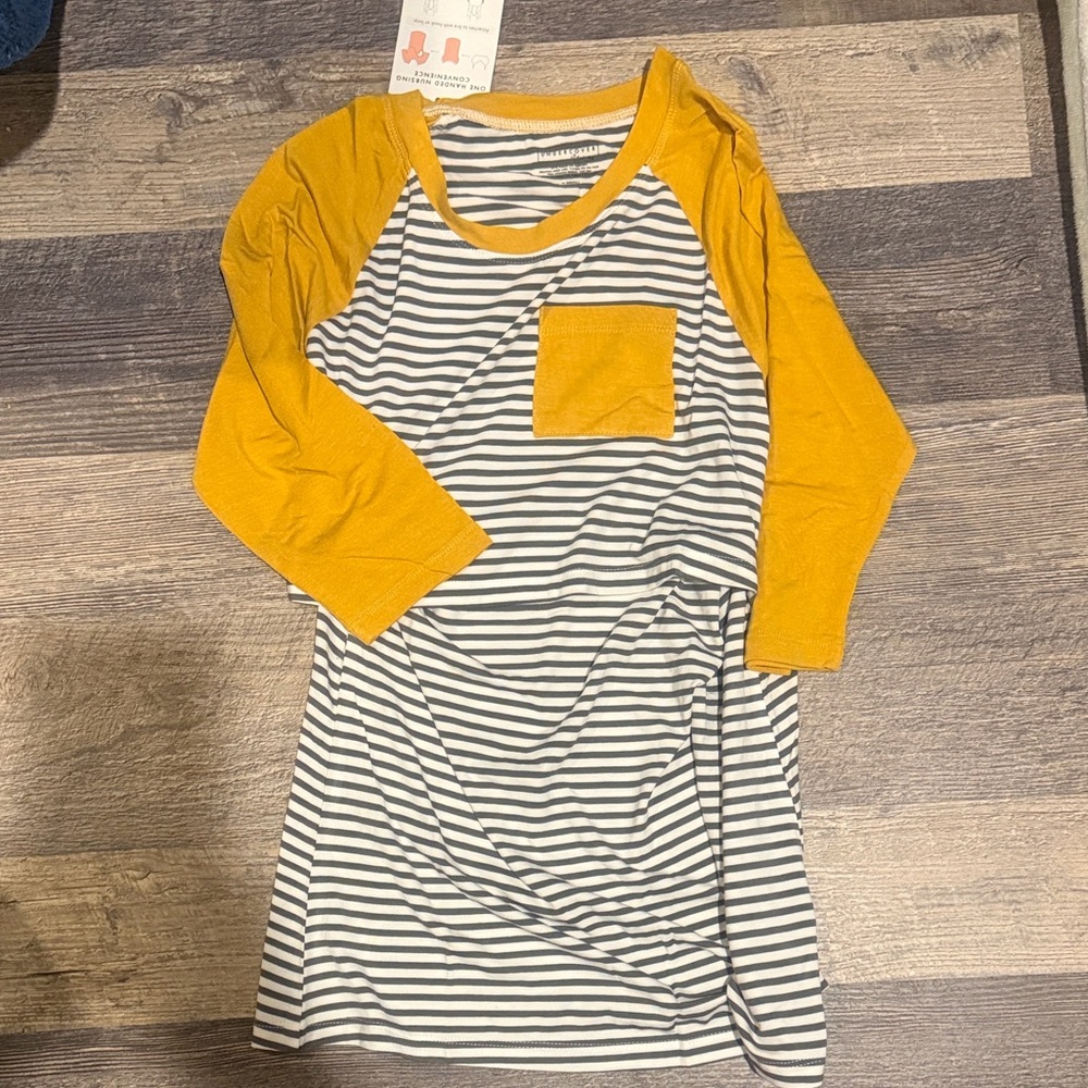 Undercover mama nursing 3/4 tee